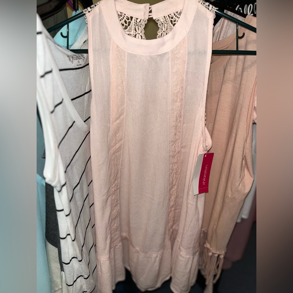 Xhilaration Tops - Women’s Pink Sleeveless Top- size medium- **NEVER WORN**